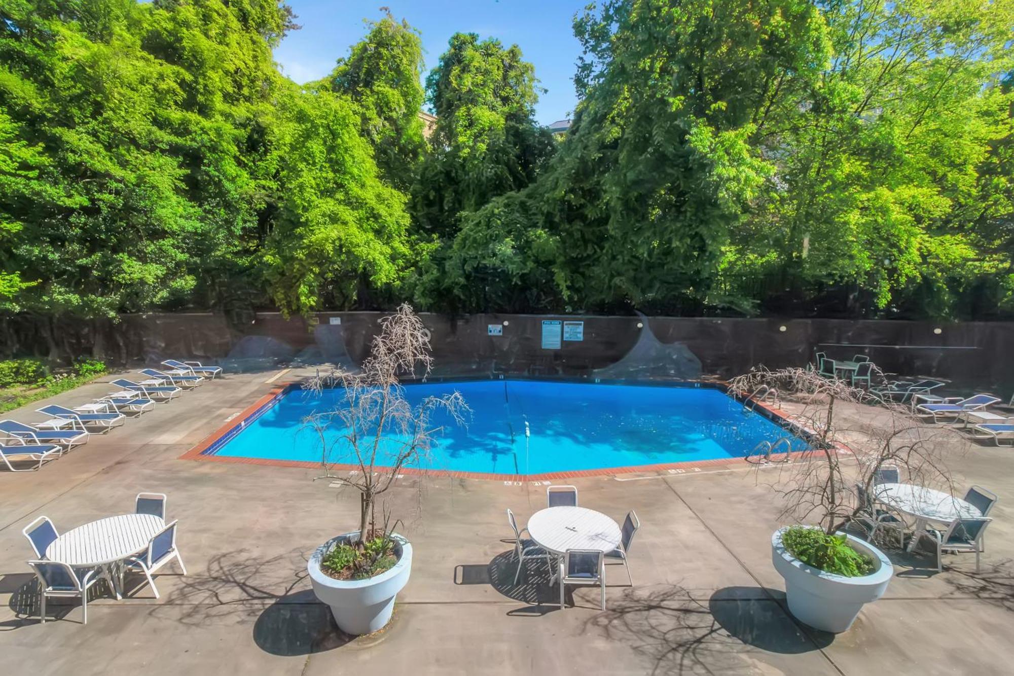 Apartment Modern 3br - Heart Of Atl *